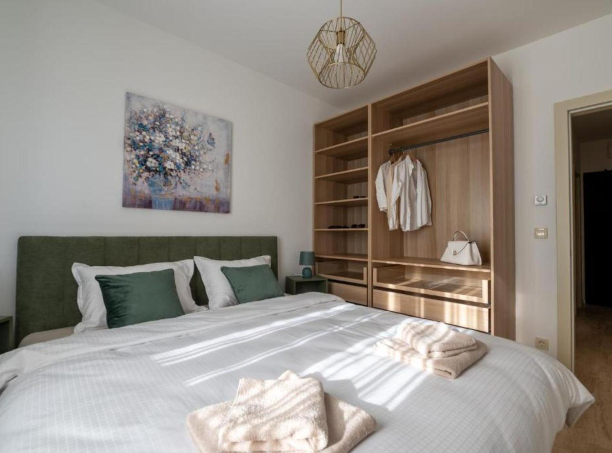 Apartment Kona - Free Parking & Self Check-In Ivanja Reka エクステリア 写真